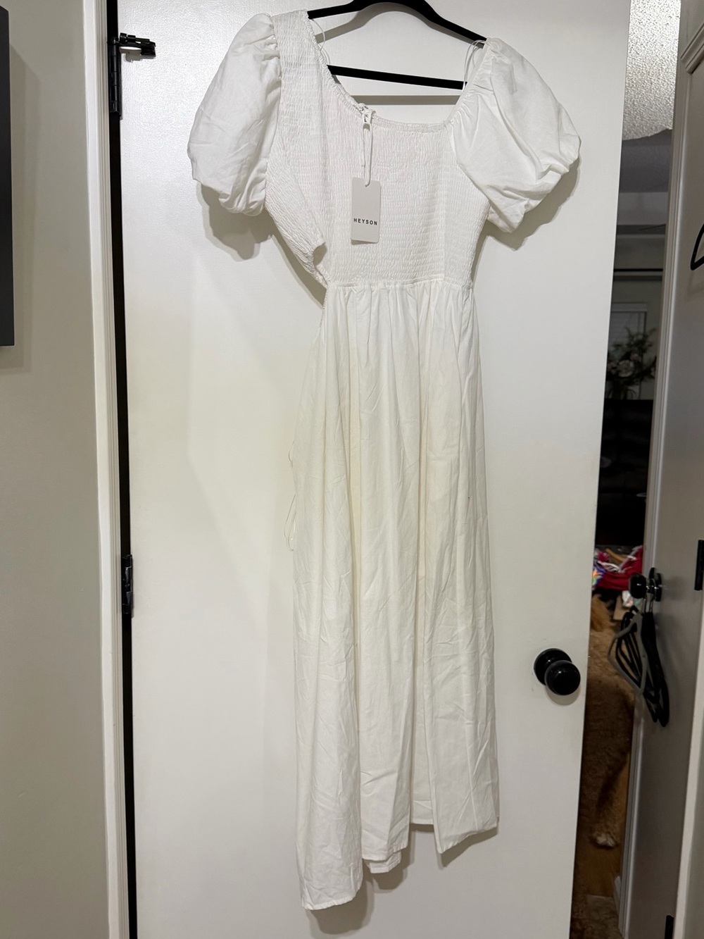Heyson NWT White/ivory Smocked Bodice Midi Dress with Puff Sleeves